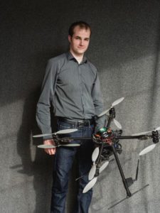 WiredDronehacker