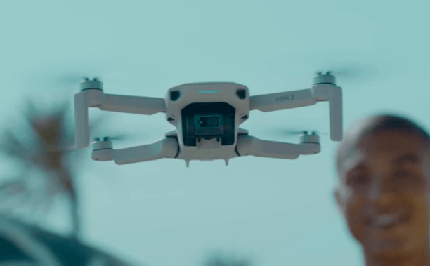 The New DJI Mini 4: Here's What the Reviewers are Saying (and Why) -  DRONELIFE