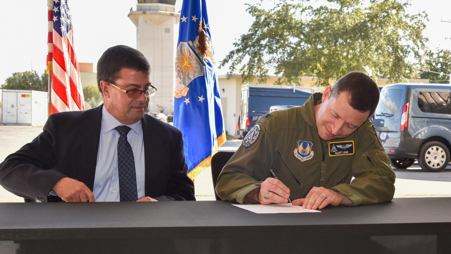 FAA, Air Force Sign Collaboration Agreement on Advanced Air Mobility - dronelife.com