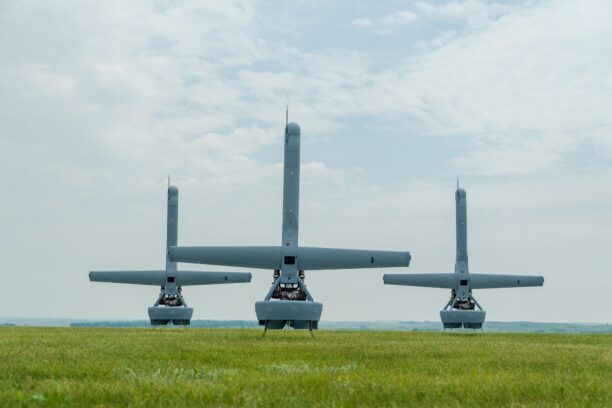 Revolutionizing Defense: Shield AI’s V-BAT Teams Enable Autonomous Surveillance in Hostile Environments - dronelife.com