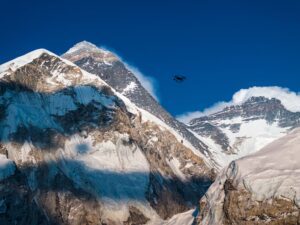 Pioneering Drone Deliveries: DJI Companions with Airlift, 8KRAW, and Mingma Gyalje Sherpa for First Profitable Trials on Mount Everest – Uplaza